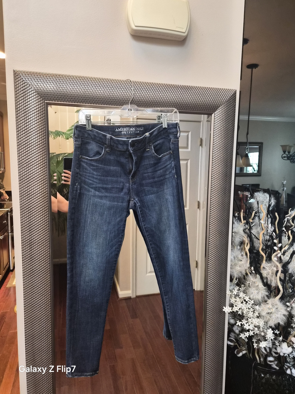American Eagle Outfitters Women’s Dark Blue Skinny Jeans
